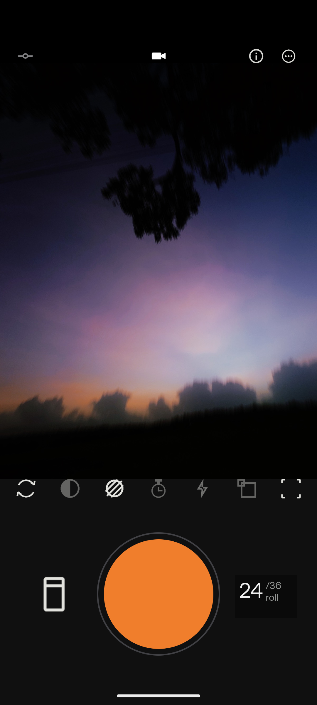 FVLM photo camera, the look live in the finder